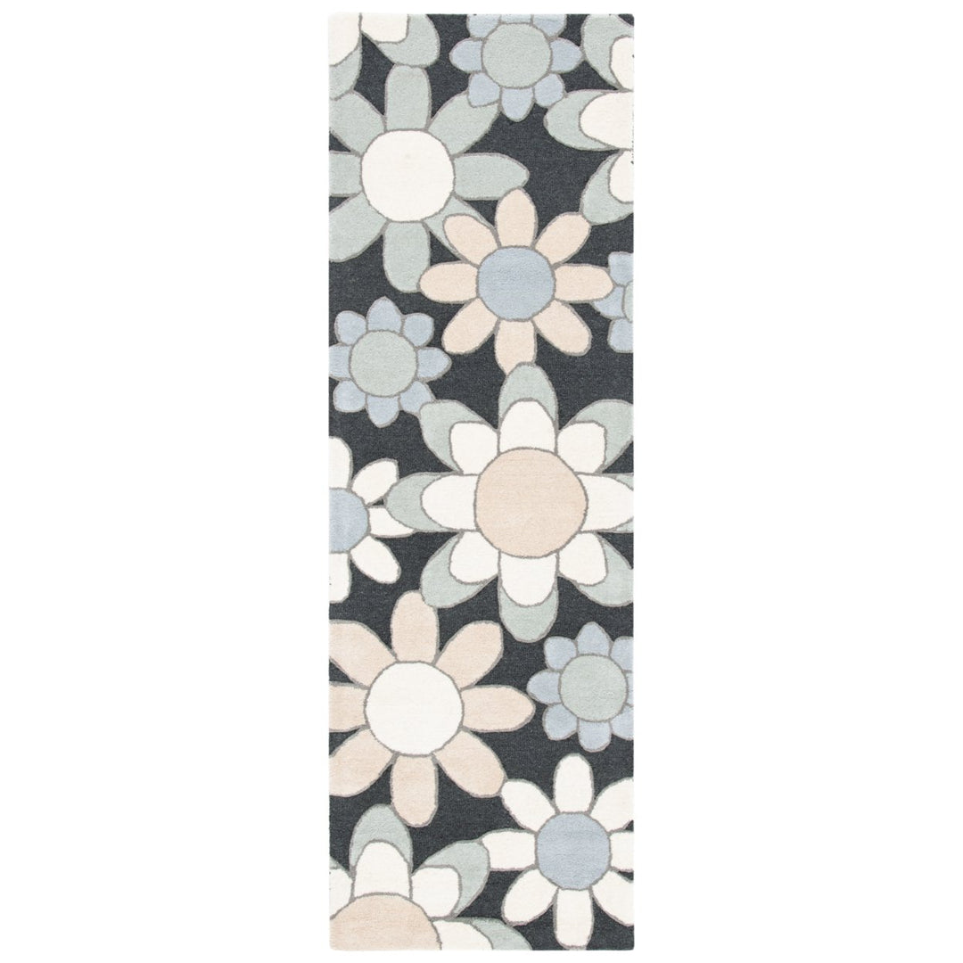 SAFAVIEH Kids SFK923G Handmade Charcoal / Ivory Rug Image 1