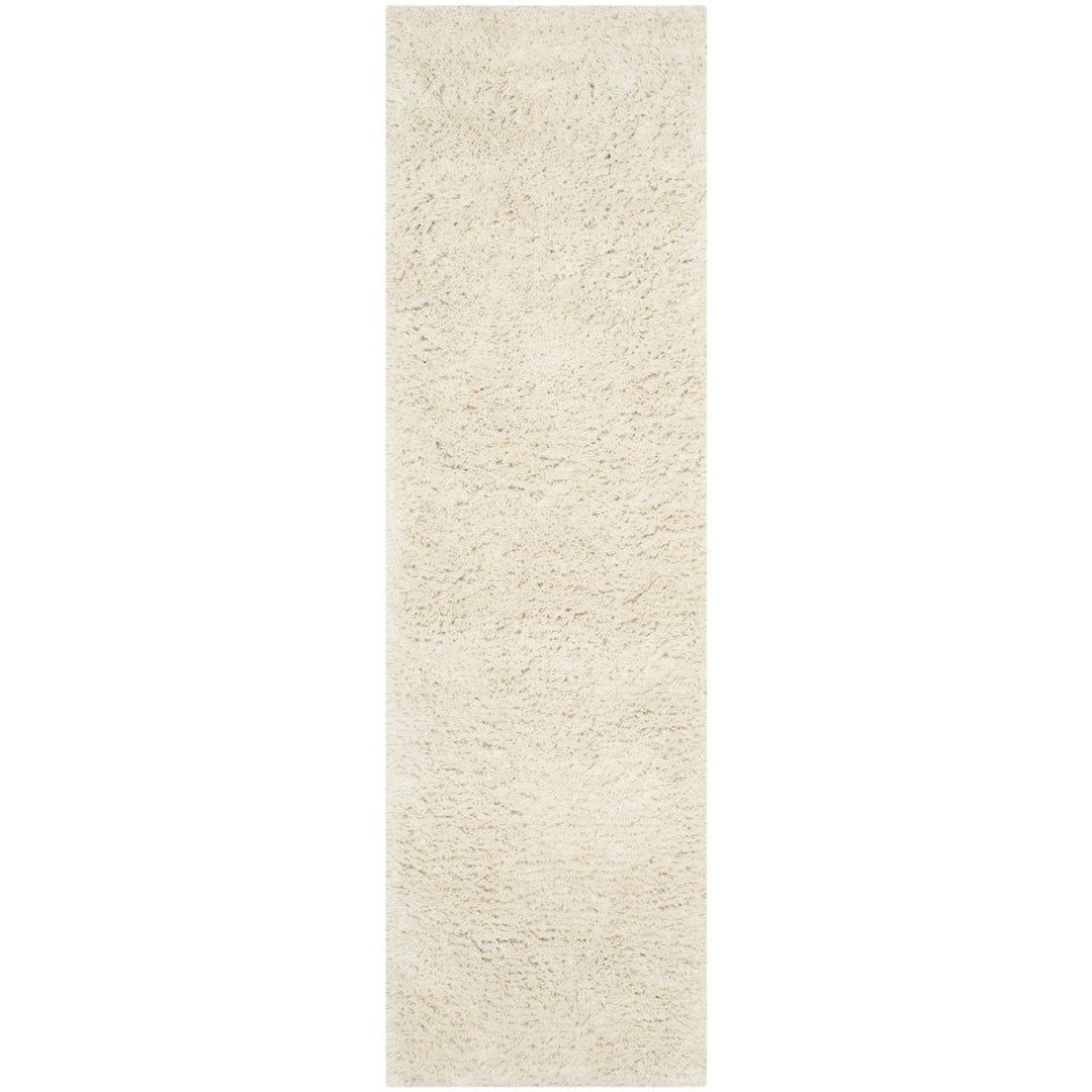 Safavieh SG140A Classic Shag White Image 3