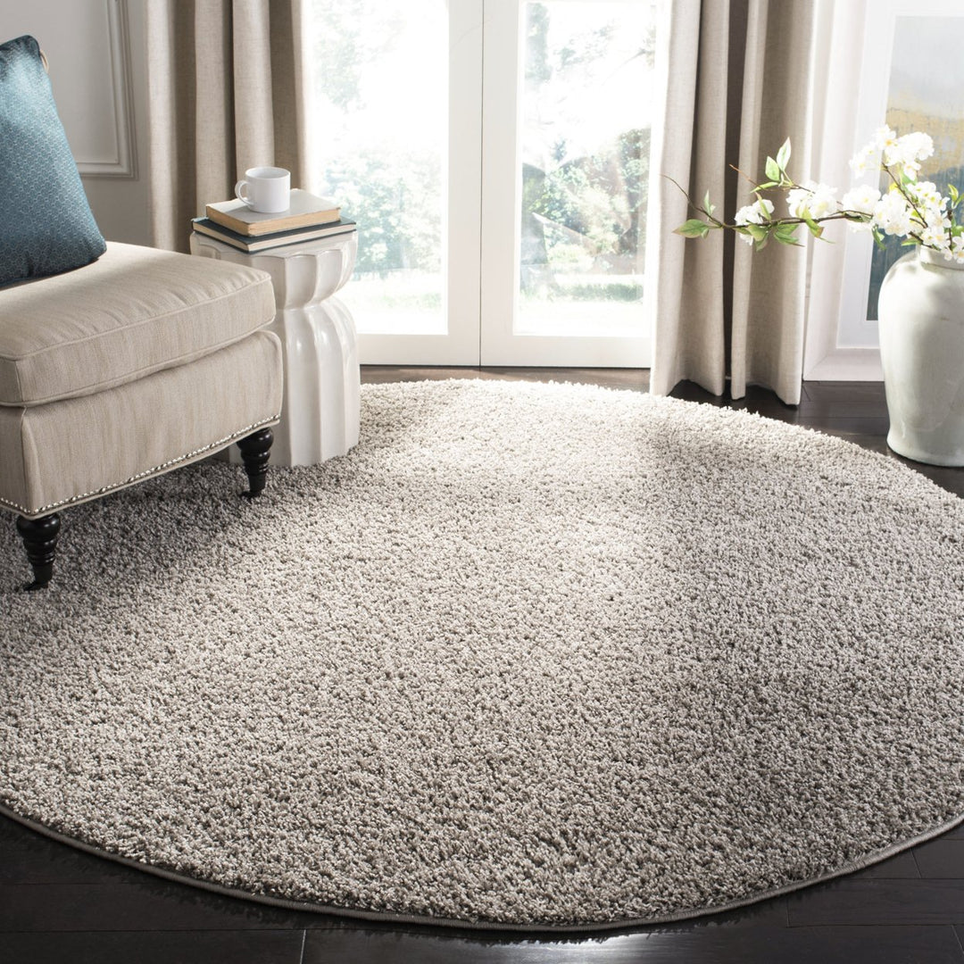 SAFAVIEH York Shag Collection SG166C Grey Rug Image 2