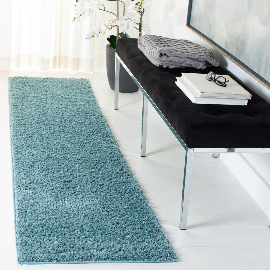 SAFAVIEH York Shag Collection SG166E Aqua Rug Image 2