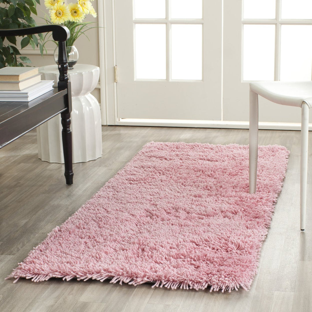 SAFAVIEH Classic Shag SG240P Handmade Pink Rug Image 3