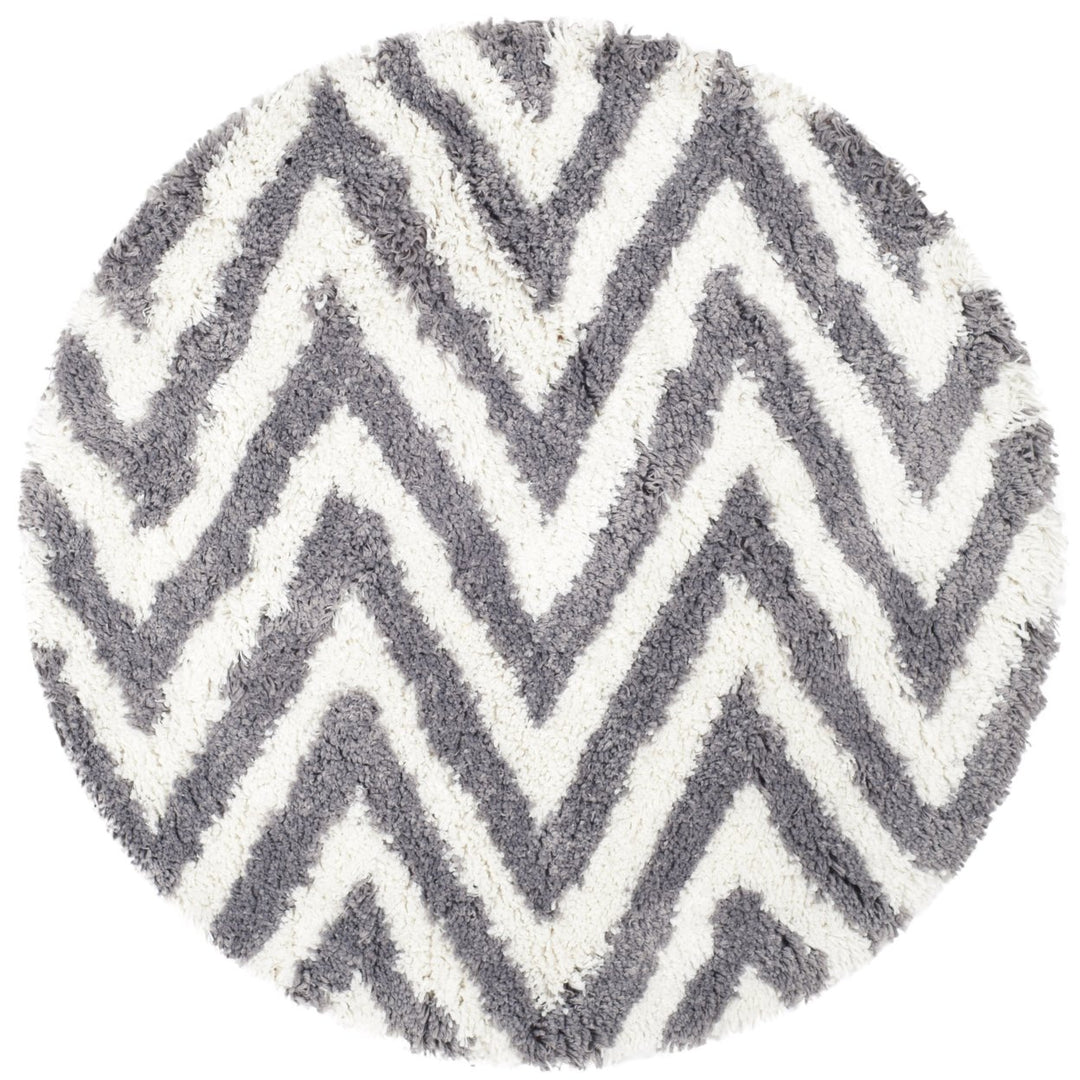 SAFAVIEH Chevron Shag SG250C Handmade Ivory / Grey Rug Image 3