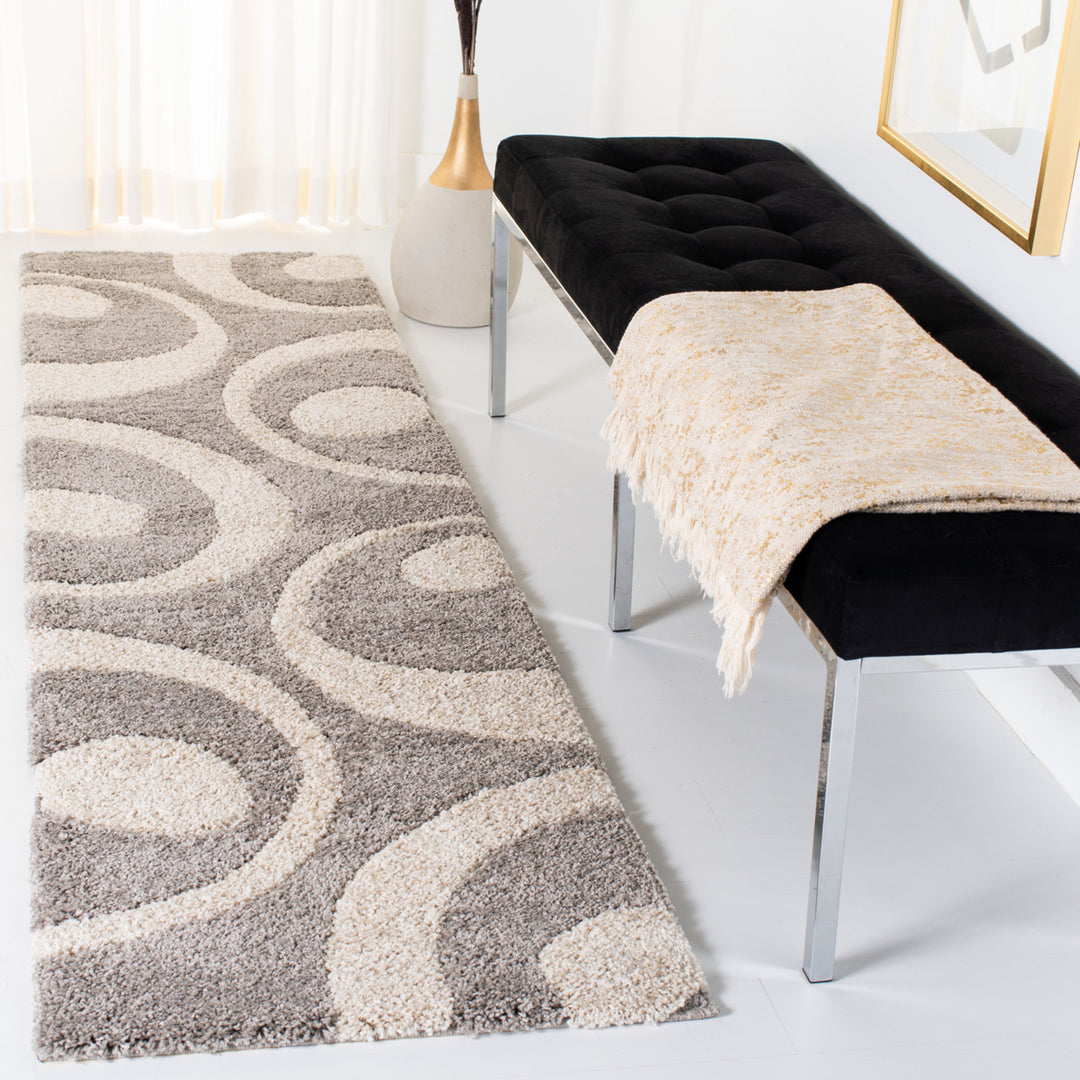 SAFAVIEH Florida Shag SG474-8011 Grey / Ivory Rug Image 3