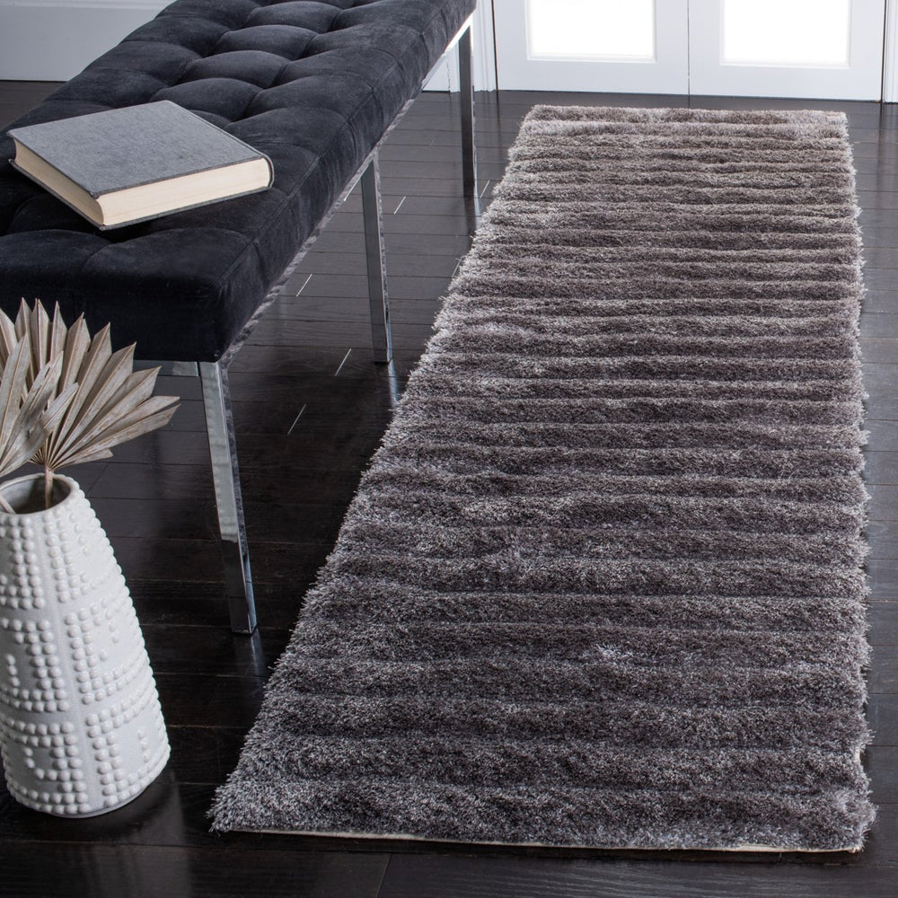 SAFAVIEH 3D Shag Collection SG554C Handmade Silver Rug Image 2