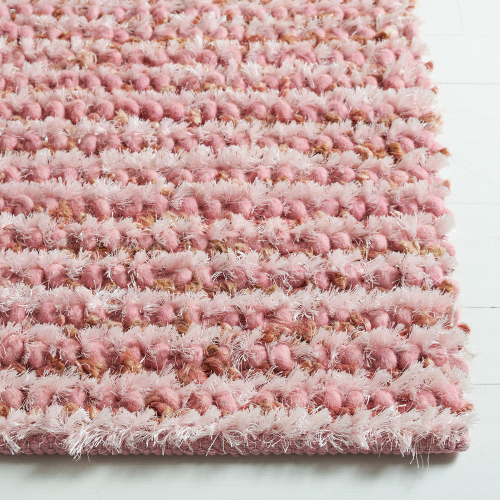 SAFAVIEH Classic Shag SG640P Handwoven Pink Rug Image 2