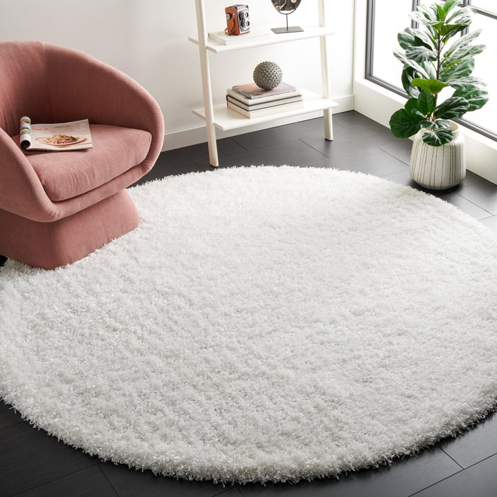 SAFAVIEH Monterey Shag SG851W Handmade White Rug Image 2