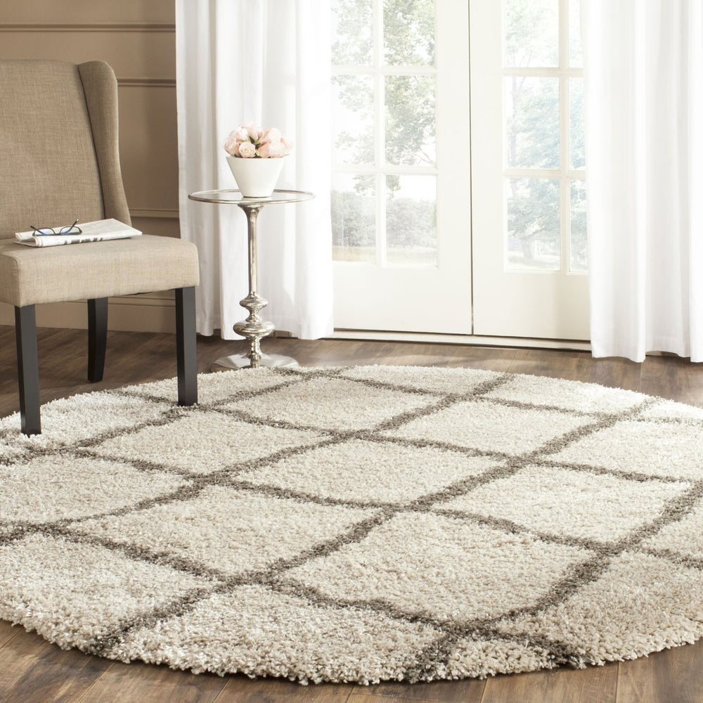 SAFAVIEH Belize Shag SGB489D Taupe / Grey Rug Image 2