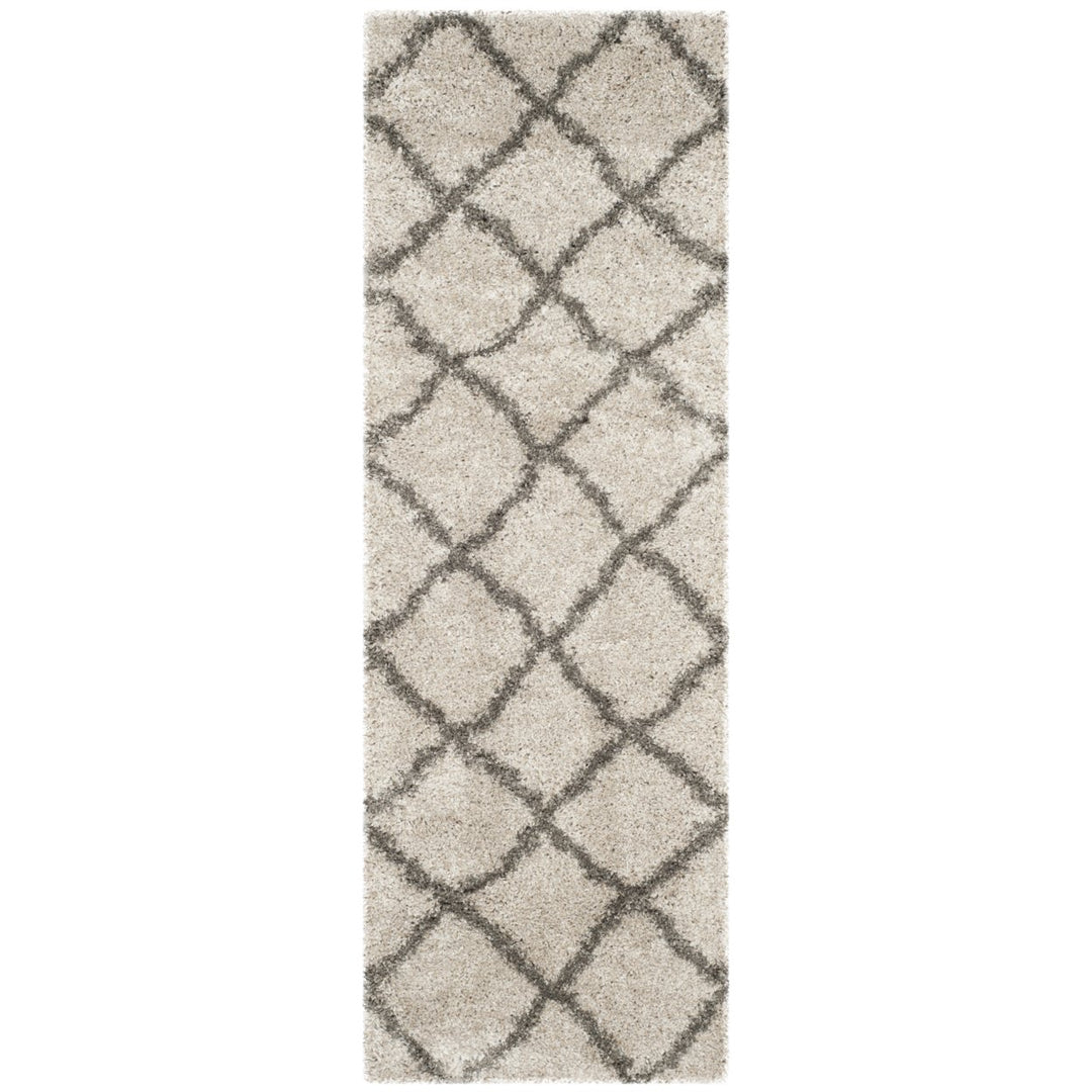 SAFAVIEH Belize Shag SGB489D Taupe / Grey Rug Image 1