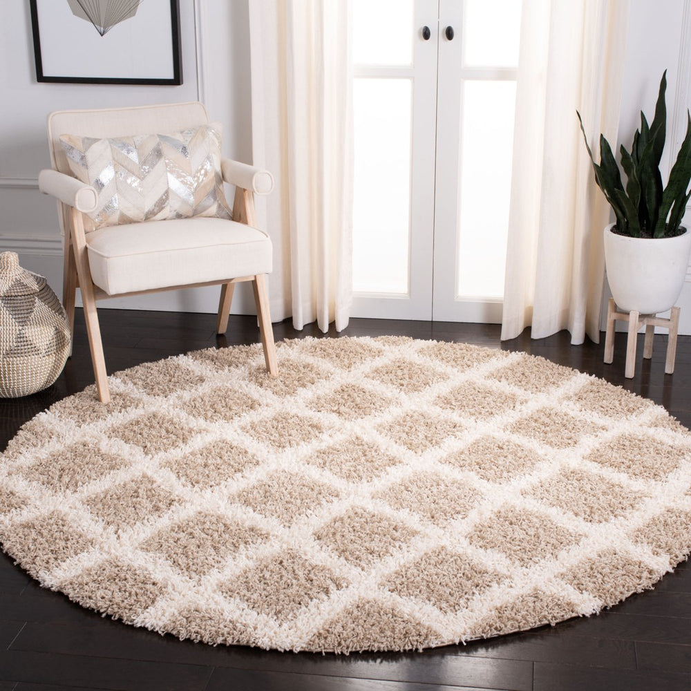 SAFAVIEH Dallas Shag SGD258D Beige / Ivory Rug Image 2