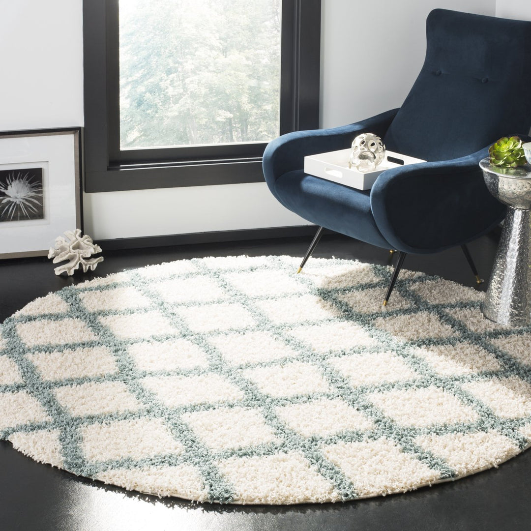 SAFAVIEH Dallas Shag SGD258J Ivory / Seafoam Rug Image 2