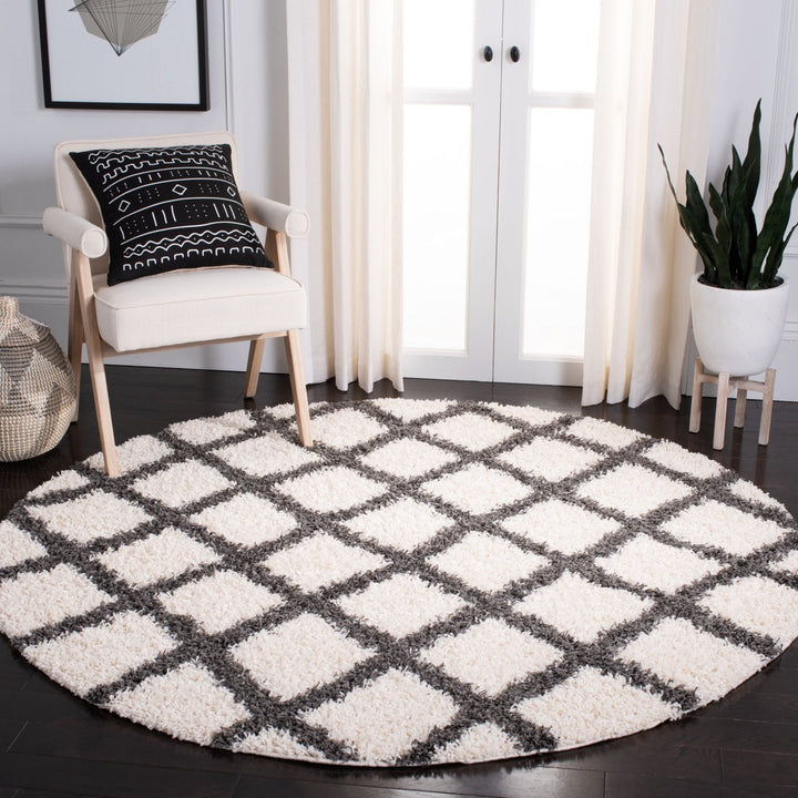 SAFAVIEH Dallas Shag SGD258H Ivory/Dark Grey Rug Image 10