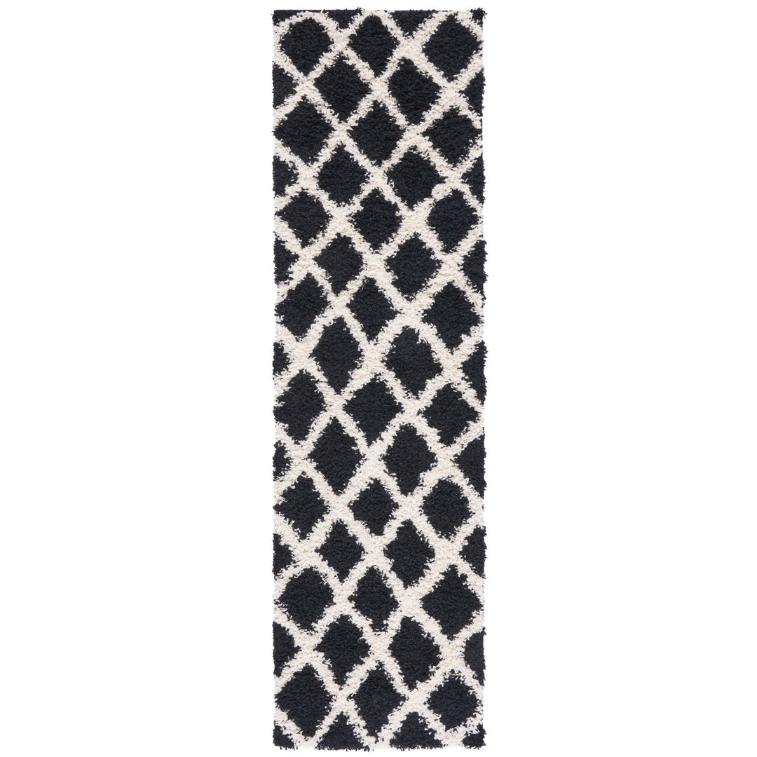 SAFAVIEH Dallas Shag SGD258Z Black / Ivory Rug Image 5