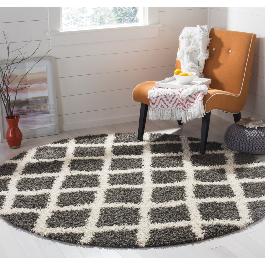 SAFAVIEH Dallas Shag SGDS258A Dark Grey/Ivory Rug Image 2