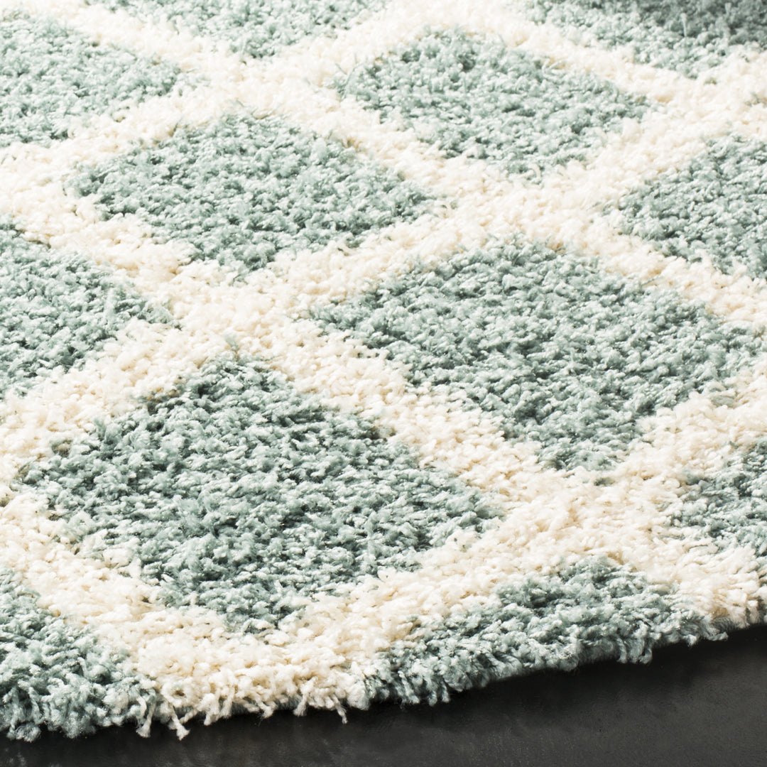 SAFAVIEH Dallas Shag SGDS258C Seafoam / Ivory Rug Image 7