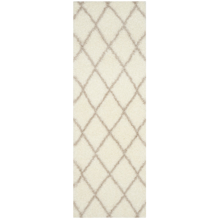 SAFAVIEH Montreal Shag SGM831F Ivory / Beige Rug Image 5