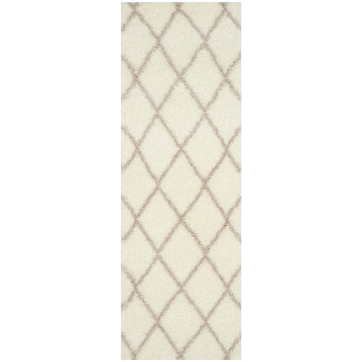 SAFAVIEH Montreal Shag SGM831F Ivory / Beige Rug Image 1