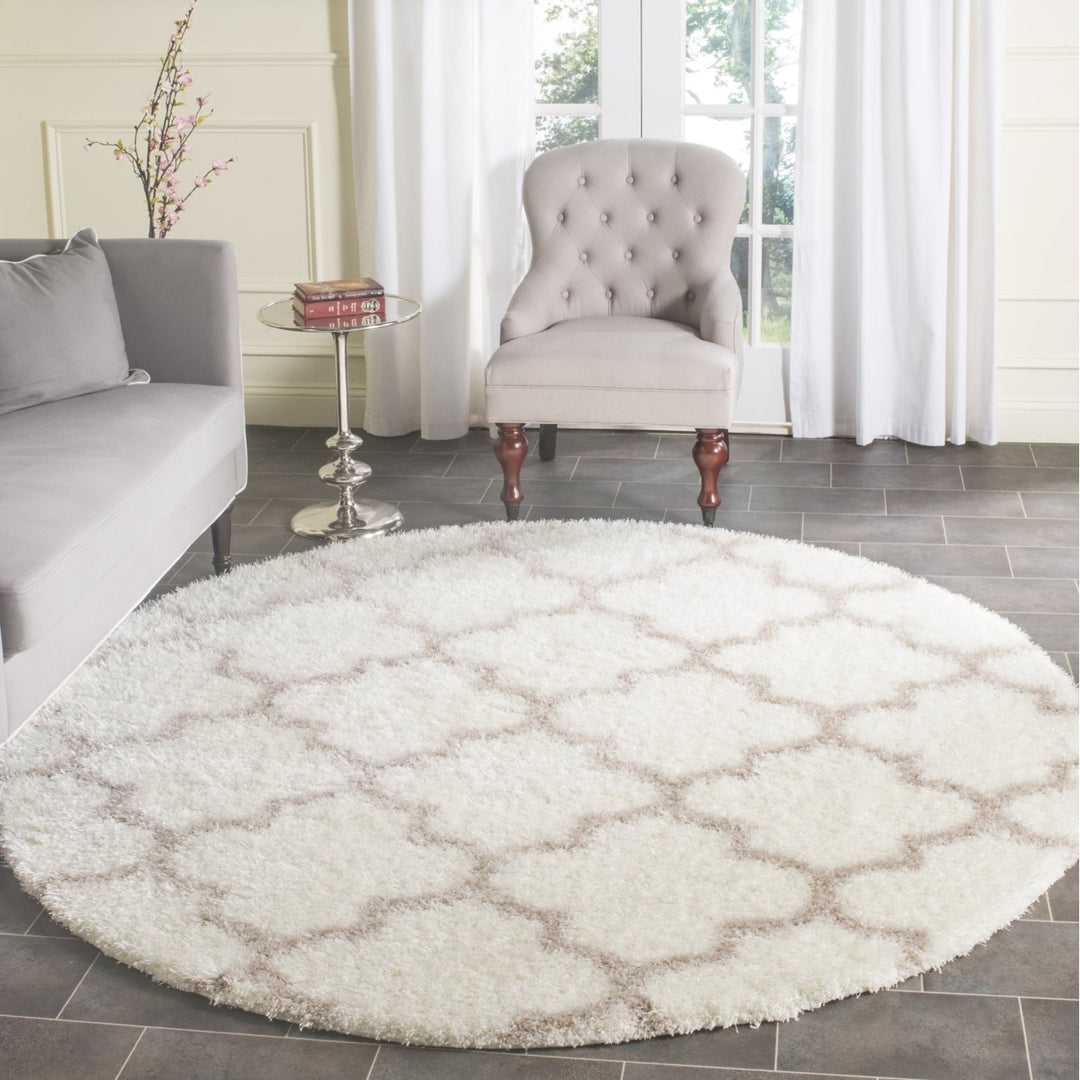 SAFAVIEH Montreal Shag SGM832F Ivory / Beige Rug Image 2