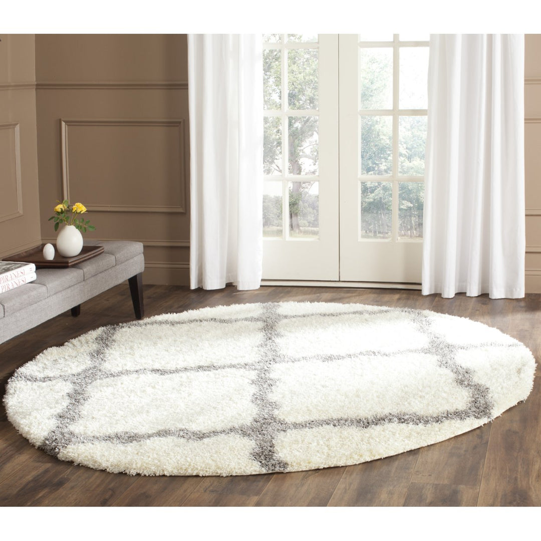 SAFAVIEH Montreal Shag Collection SGM866B Ivory/Grey Rug Image 2