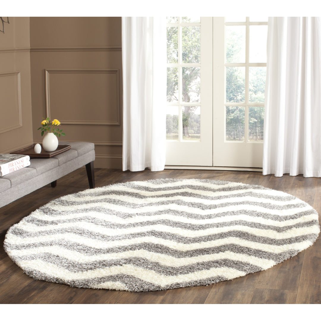 SAFAVIEH Montreal Shag Collection SGM846B Ivory/Grey Rug Image 11