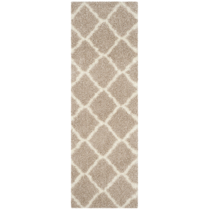 SAFAVIEH Montreal Shag SGM866C Beige / Ivory Rug Image 5