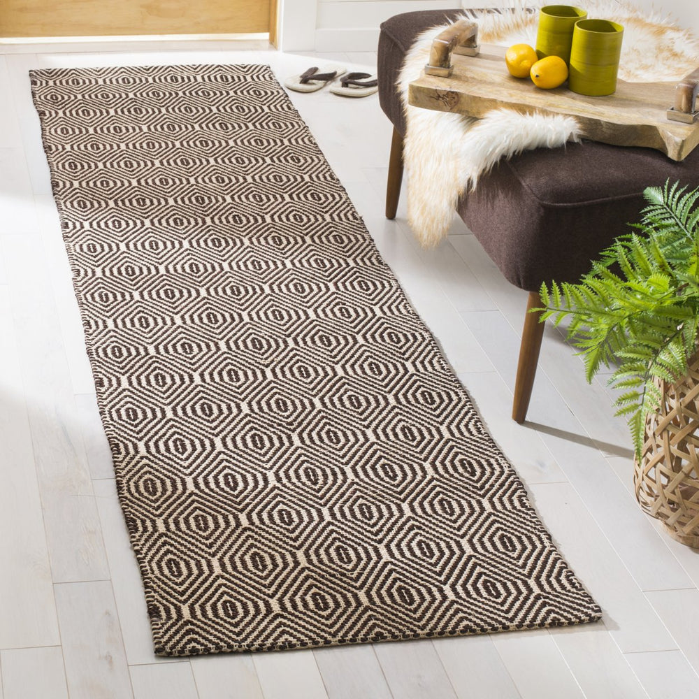 SAFAVIEH Southampton SHA243A Handwoven Brown Rug Image 2