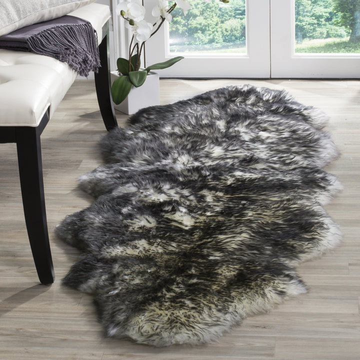 SAFAVIEH Sheep Skin SHS121G Ivory / Dark Charcoal Rug Image 2