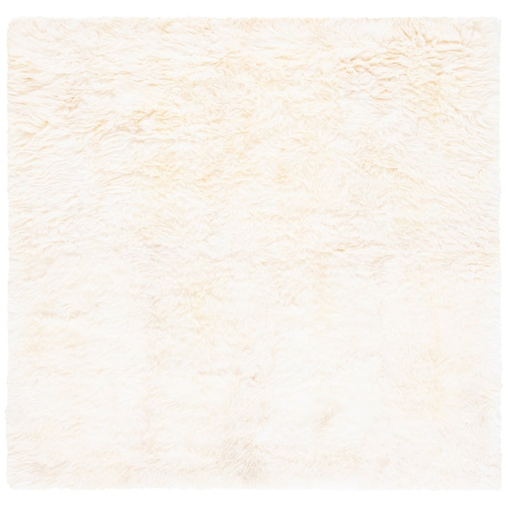 SAFAVIEH Sheep Skin SHS211A Handwoven Natural / White Rug Image 8