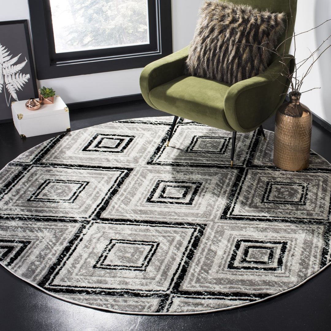 SAFAVIEH Skyler Collection SKY120J Grey / Black Rug Image 2