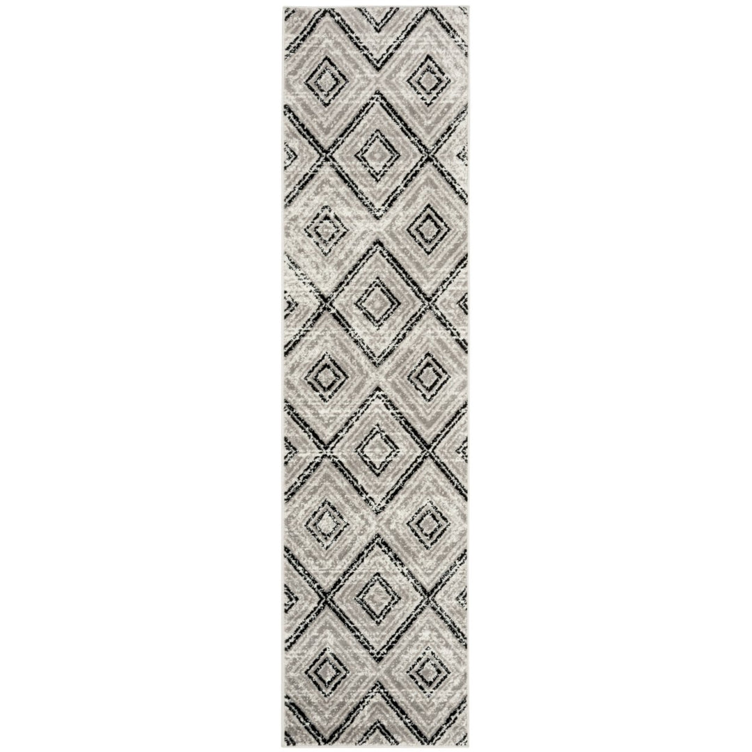 SAFAVIEH Skyler Collection SKY120J Grey / Black Rug Image 5