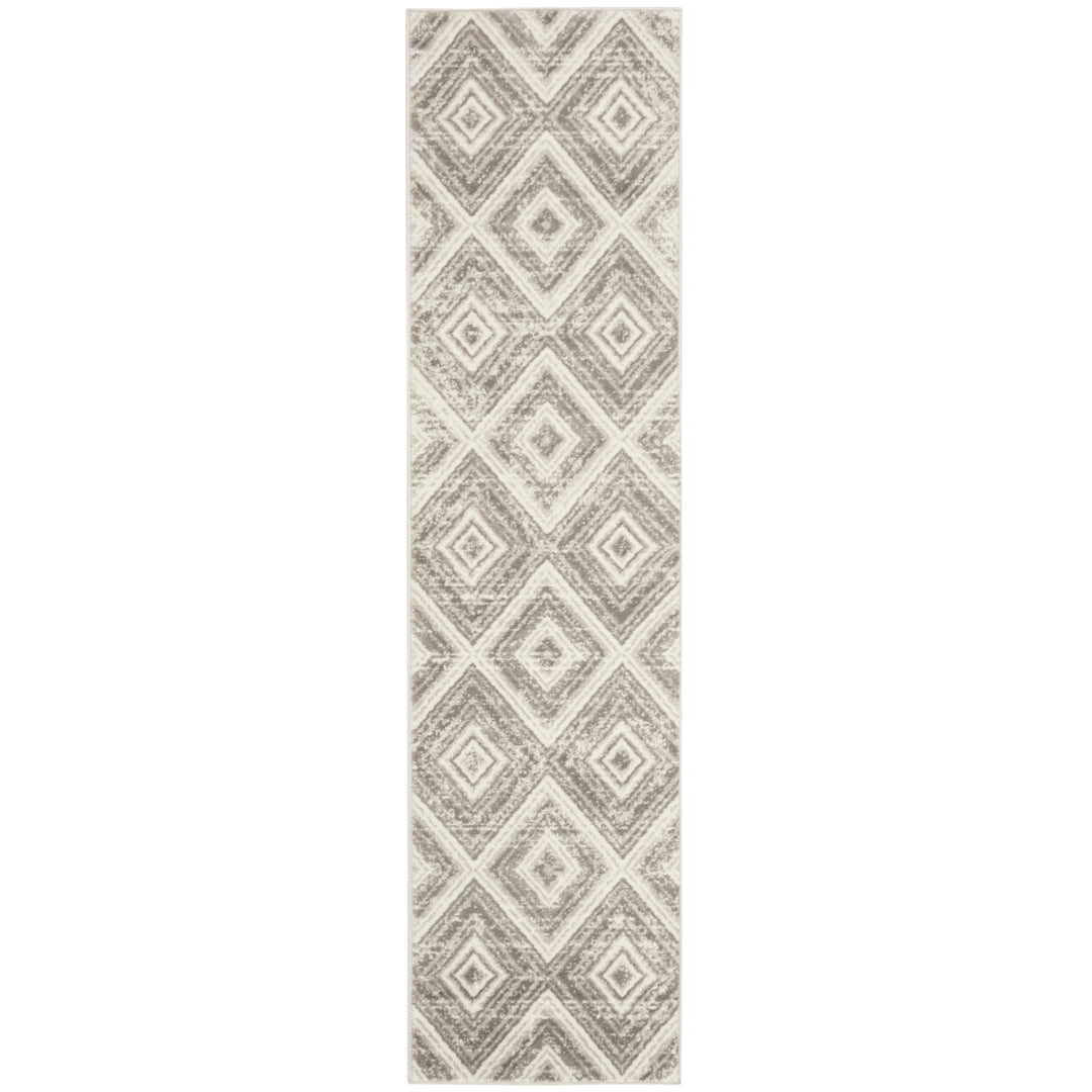 SAFAVIEH Skyler Collection SKY120K Grey / Ivory Rug Image 5