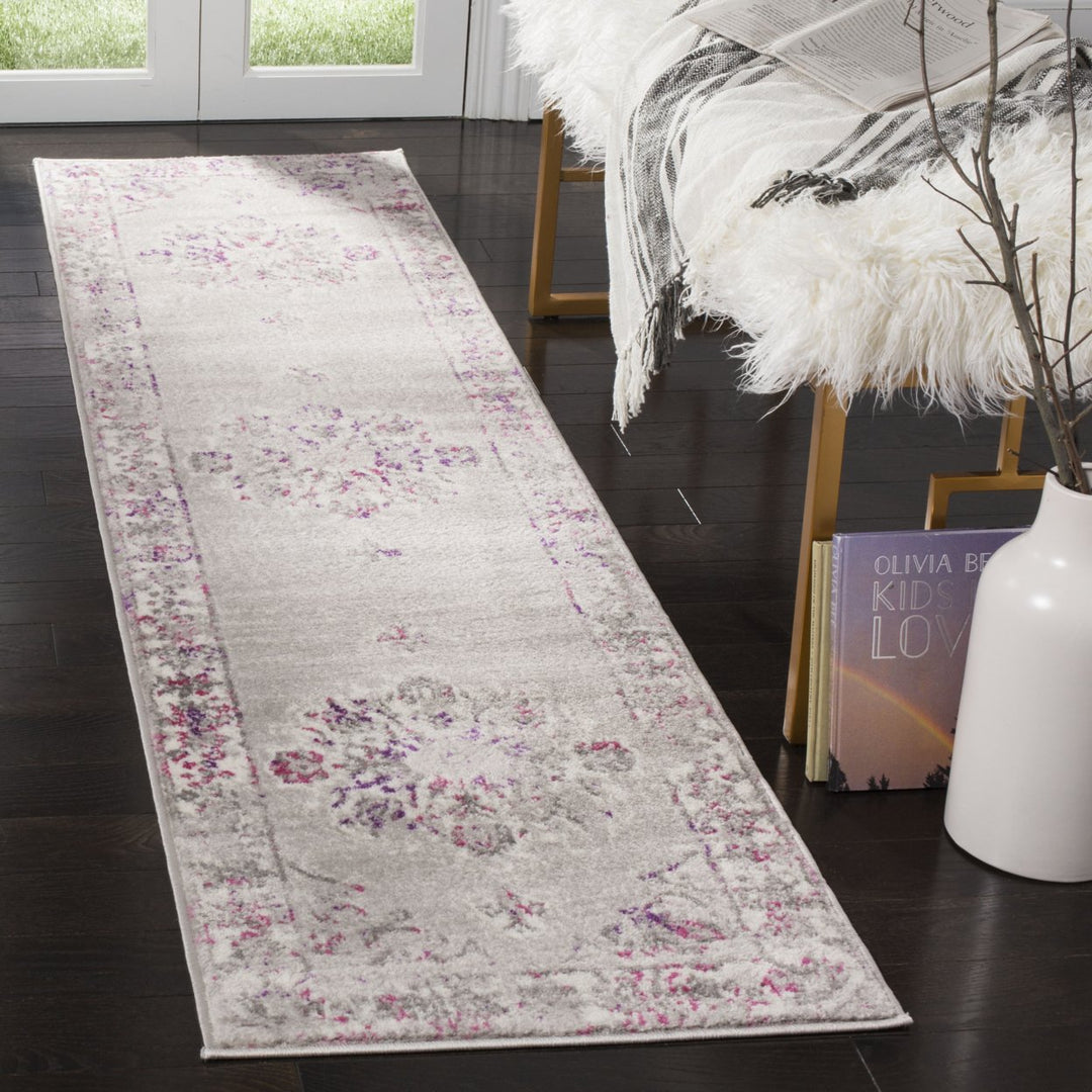 SAFAVIEH Skyler Collection SKY169P Grey / Pink Rug Image 3