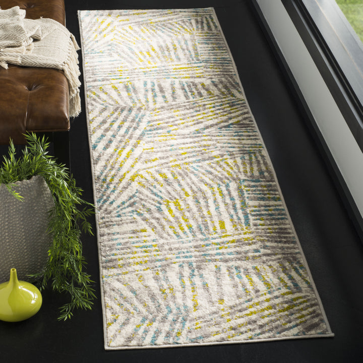 SAFAVIEH Skyler Collection SKY191G Grey / Green Rug Image 3