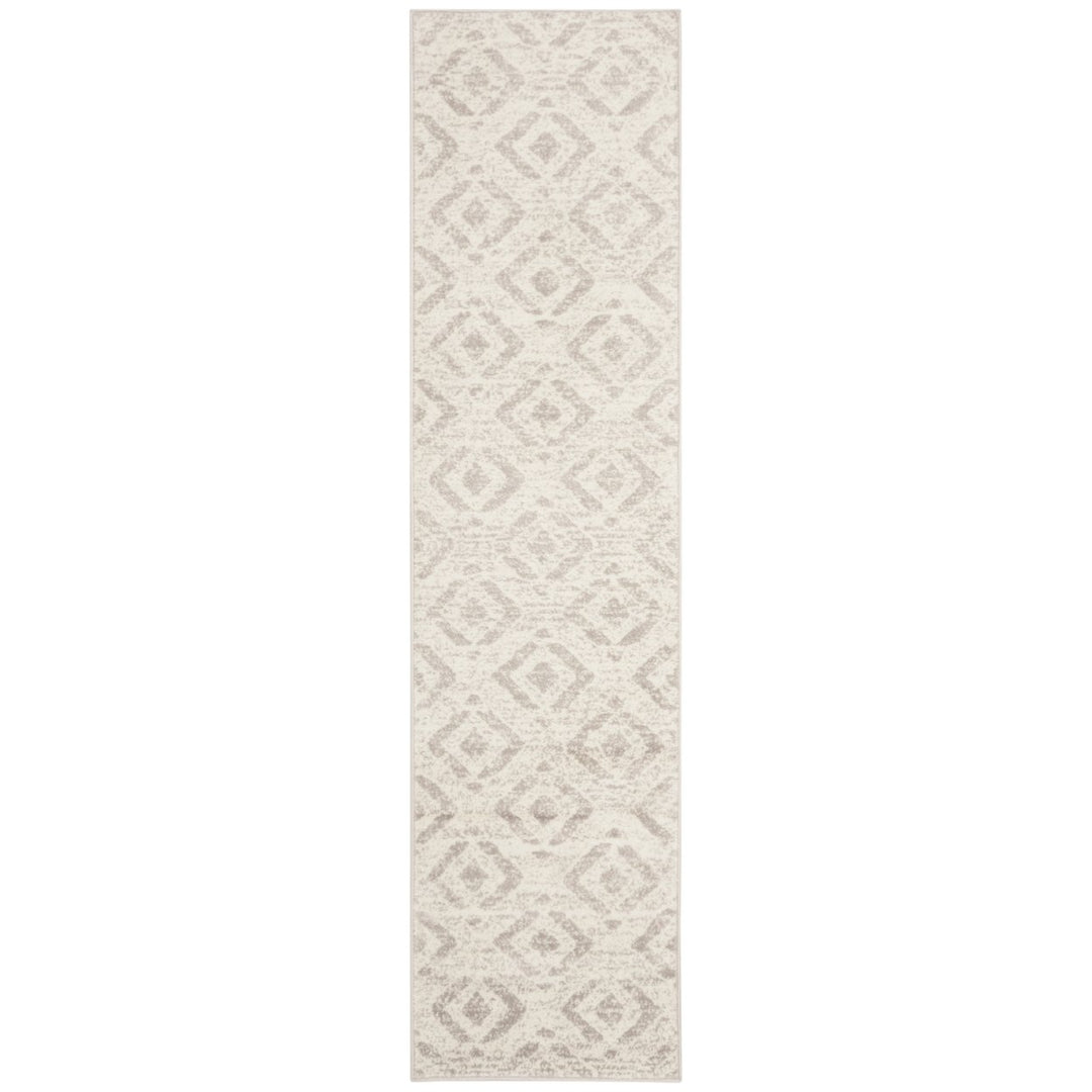 SAFAVIEH Skyler Collection SKY190H Ivory / Grey Rug Image 5