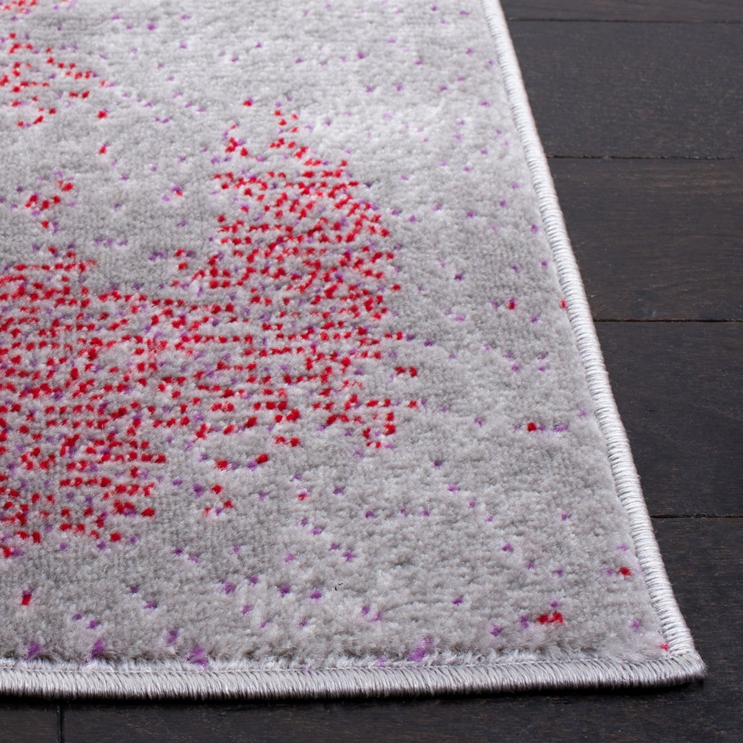 SAFAVIEH Skyler Collection SKY141Q Grey / Red Rug Image 7