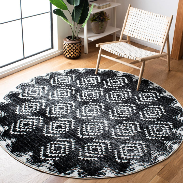 SAFAVIEH Skyler Collection SKY179Z Black / Ivory Rug Image 2