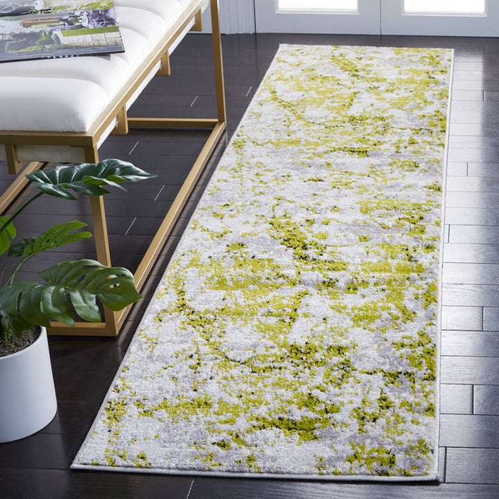 SAFAVIEH Skyler Collection SKY186Y Grey / Green Rug Image 3