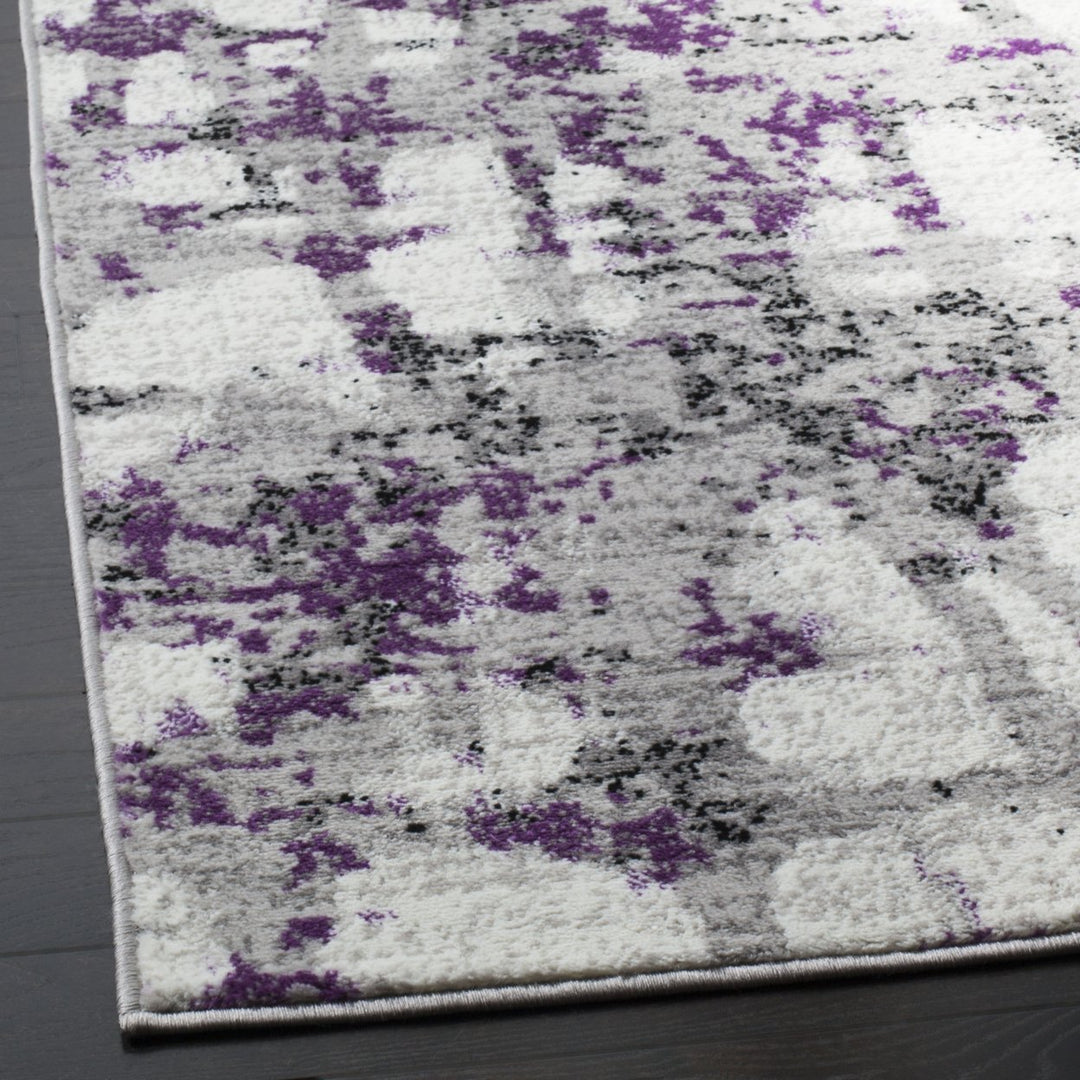 SAFAVIEH Skyler Collection SKY193R Grey / Purple Rug Image 6