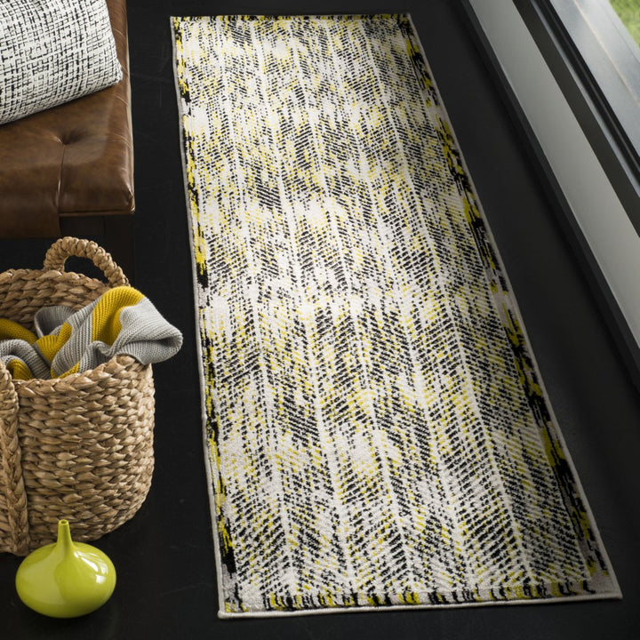 SAFAVIEH Skyler Collection SKY194G Grey / Green Rug Image 3