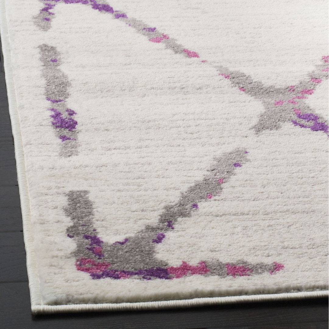 SAFAVIEH Skyler Collection SKY197F Ivory / Pink Rug Image 7