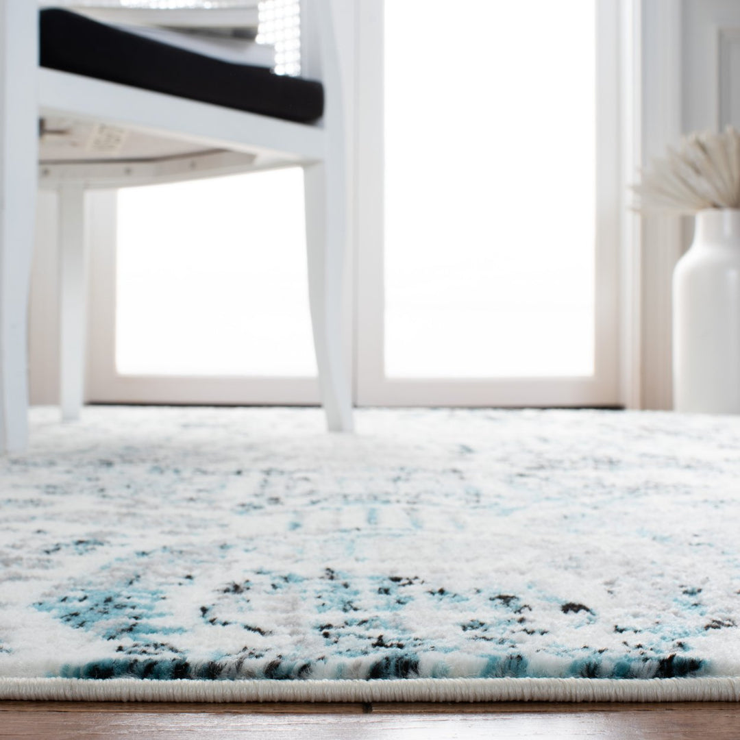 SAFAVIEH Skyler Collection SKY711A Grey / Blue Rug Image 7