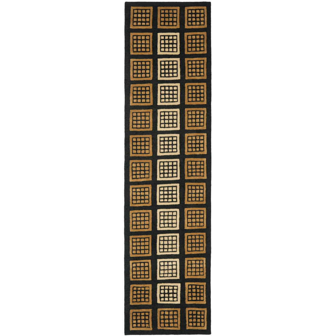 SAFAVIEH Soho Collection SO93A Handmade Black Rug Image 2