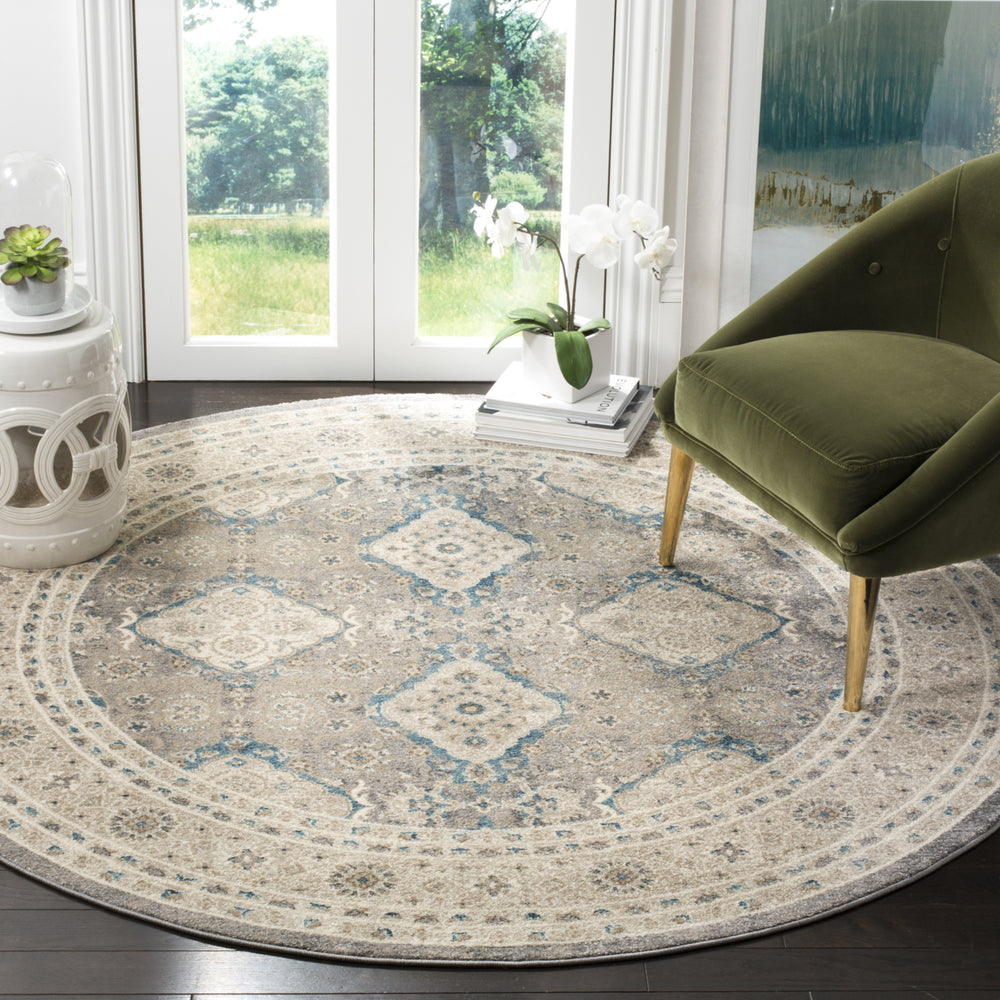 SAFAVIEH Sofia Collection SOF366B Light Grey / Beige Rug Image 2