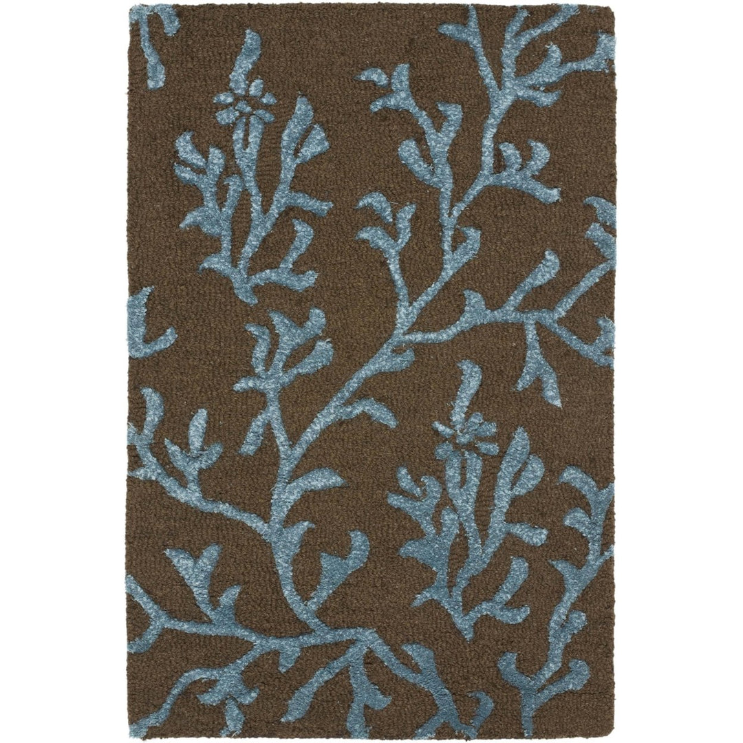 SAFAVIEH Soho SOH214B Handmade Brown / Light Blue Rug Image 10