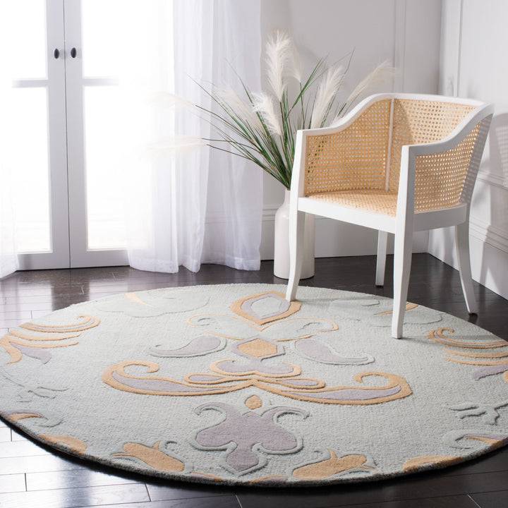 SAFAVIEH Soho SOH215A Handmade Light Blue / Multi Rug Image 2