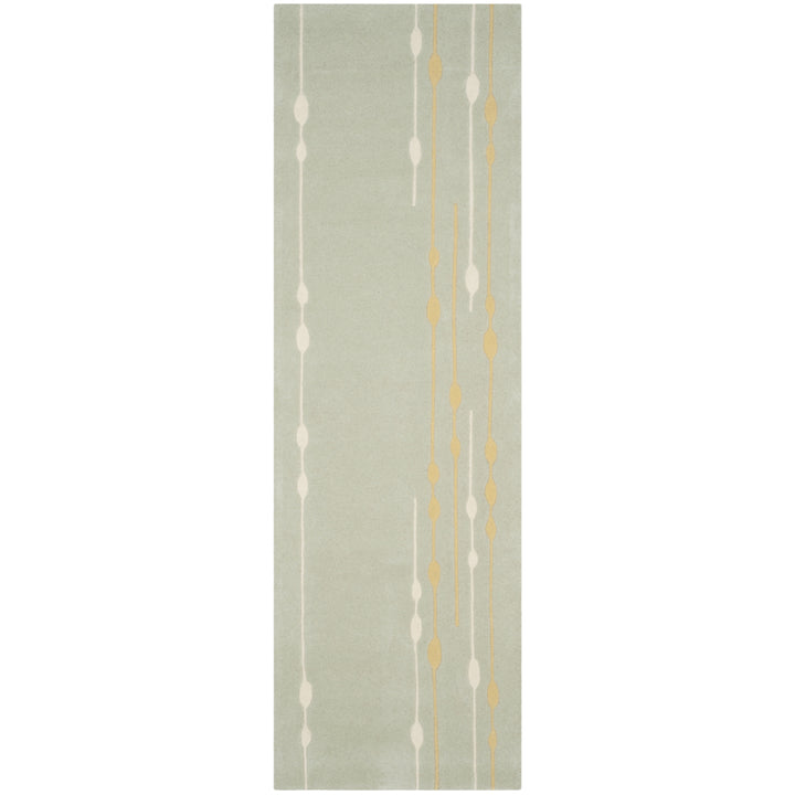 SAFAVIEH Soho Collection SOH303A Handmade Light Green Rug Image 9