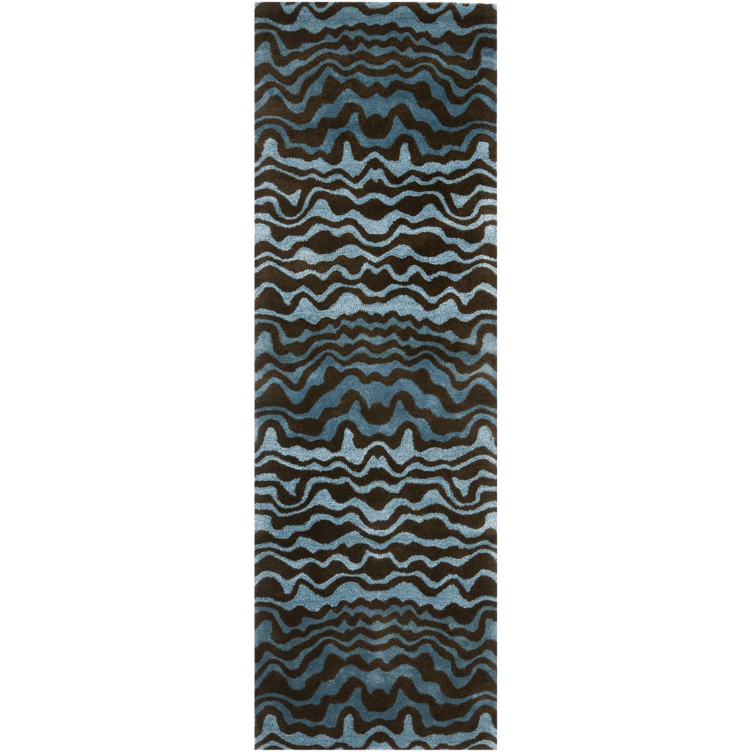 SAFAVIEH Soho Collection SOH417B Handmade Blue/Brown Rug Image 4