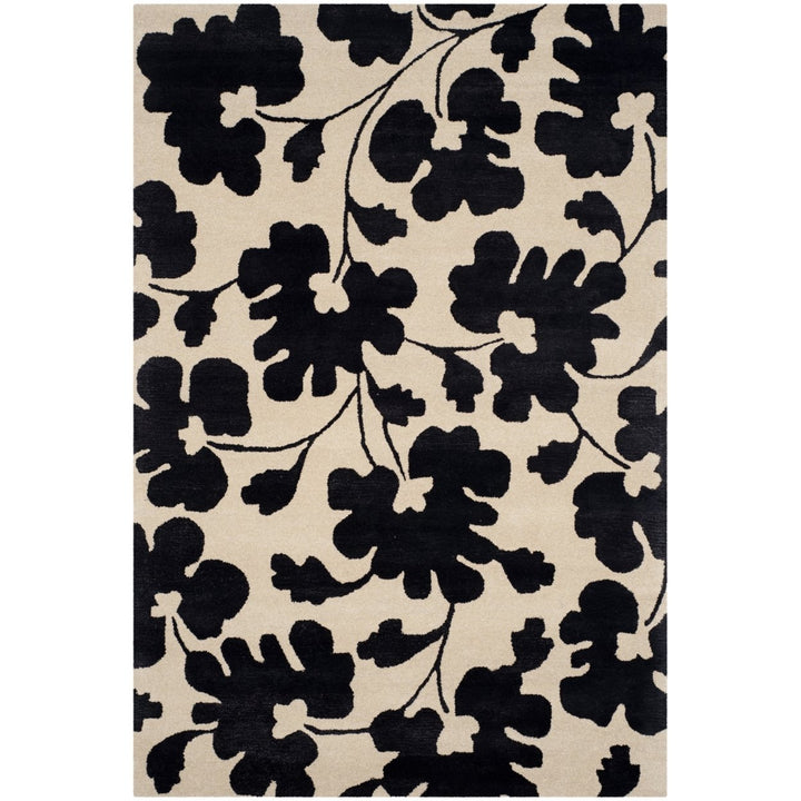 SAFAVIEH Soho SOH419A Handmade Beige / Black Rug Image 7