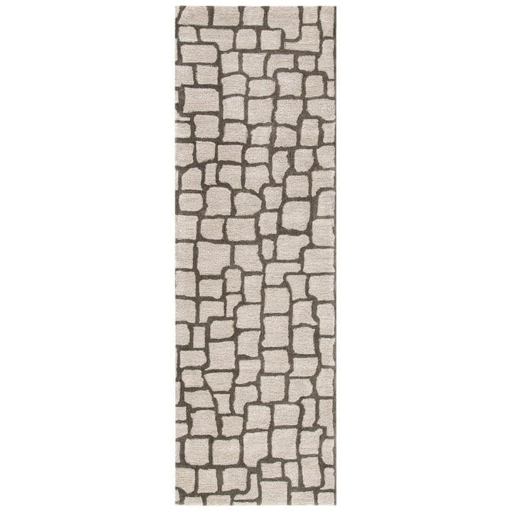 SAFAVIEH Soho SOH431A Handmade Silver / Grey Rug Image 1