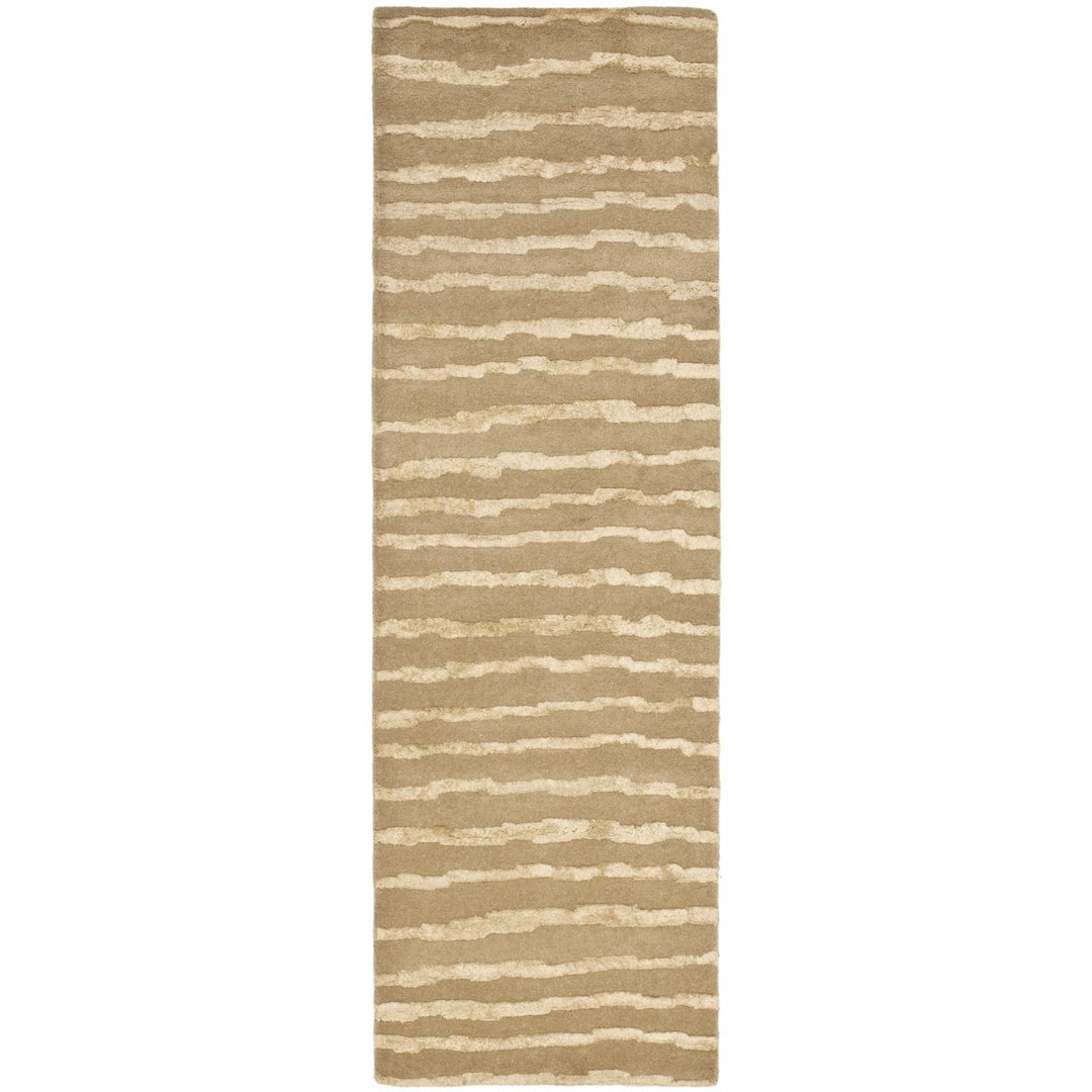 SAFAVIEH Soho Collection SOH519B Handmade Beige/Gold Rug Image 5