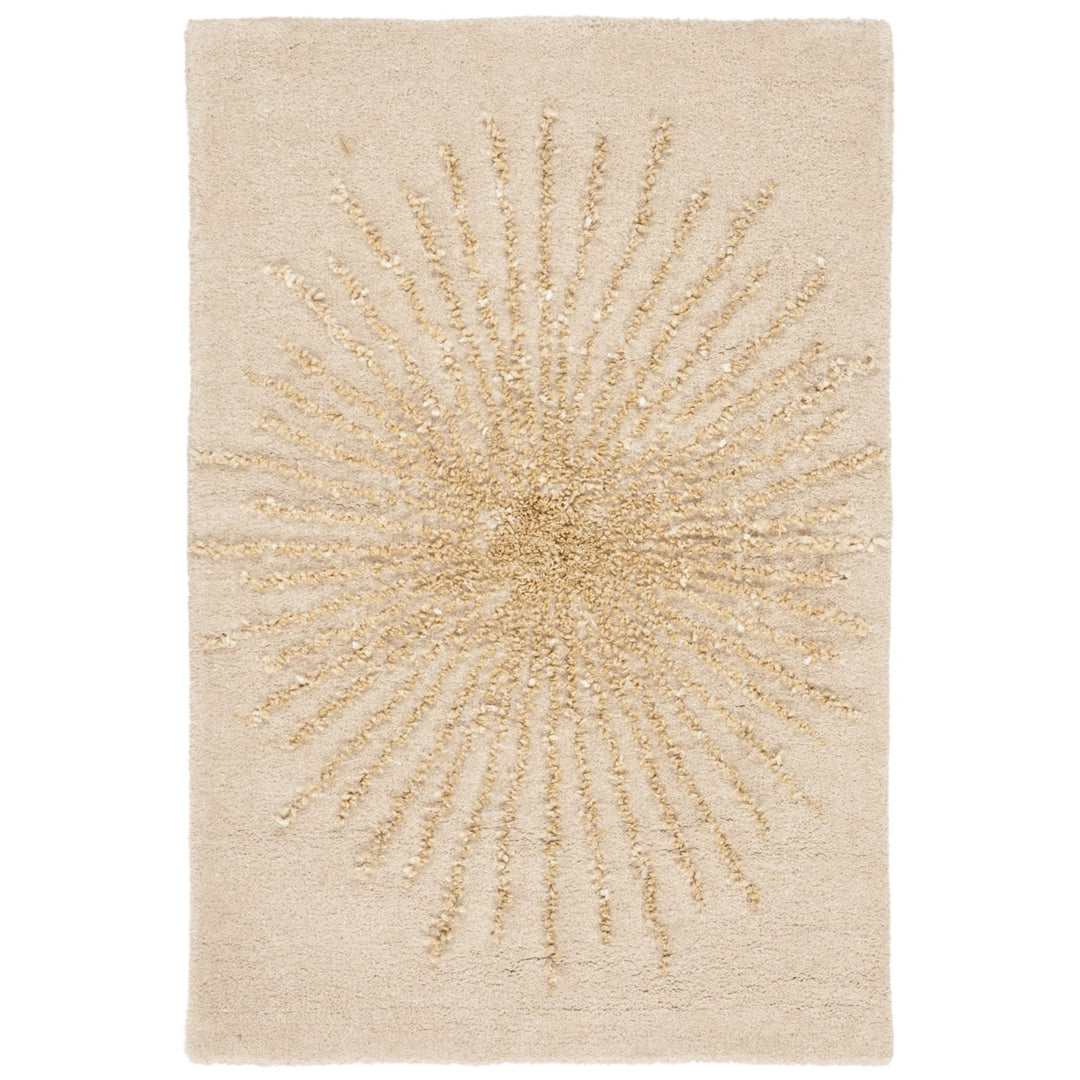 SAFAVIEH Soho SOH655B Handmade Beige / Beige Rug Image 9